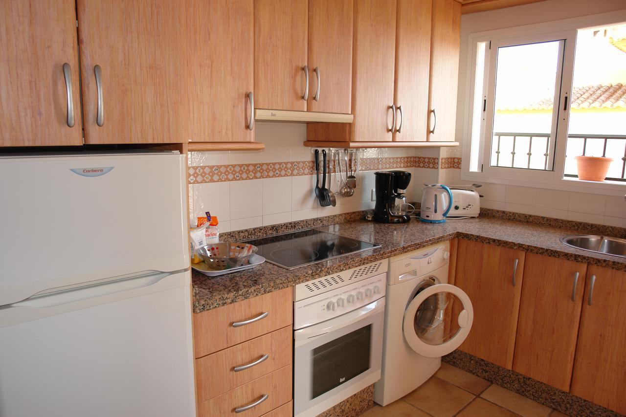 Carabeo 2000 2.3 Apartment เนร์คา ภายนอก รูปภาพ