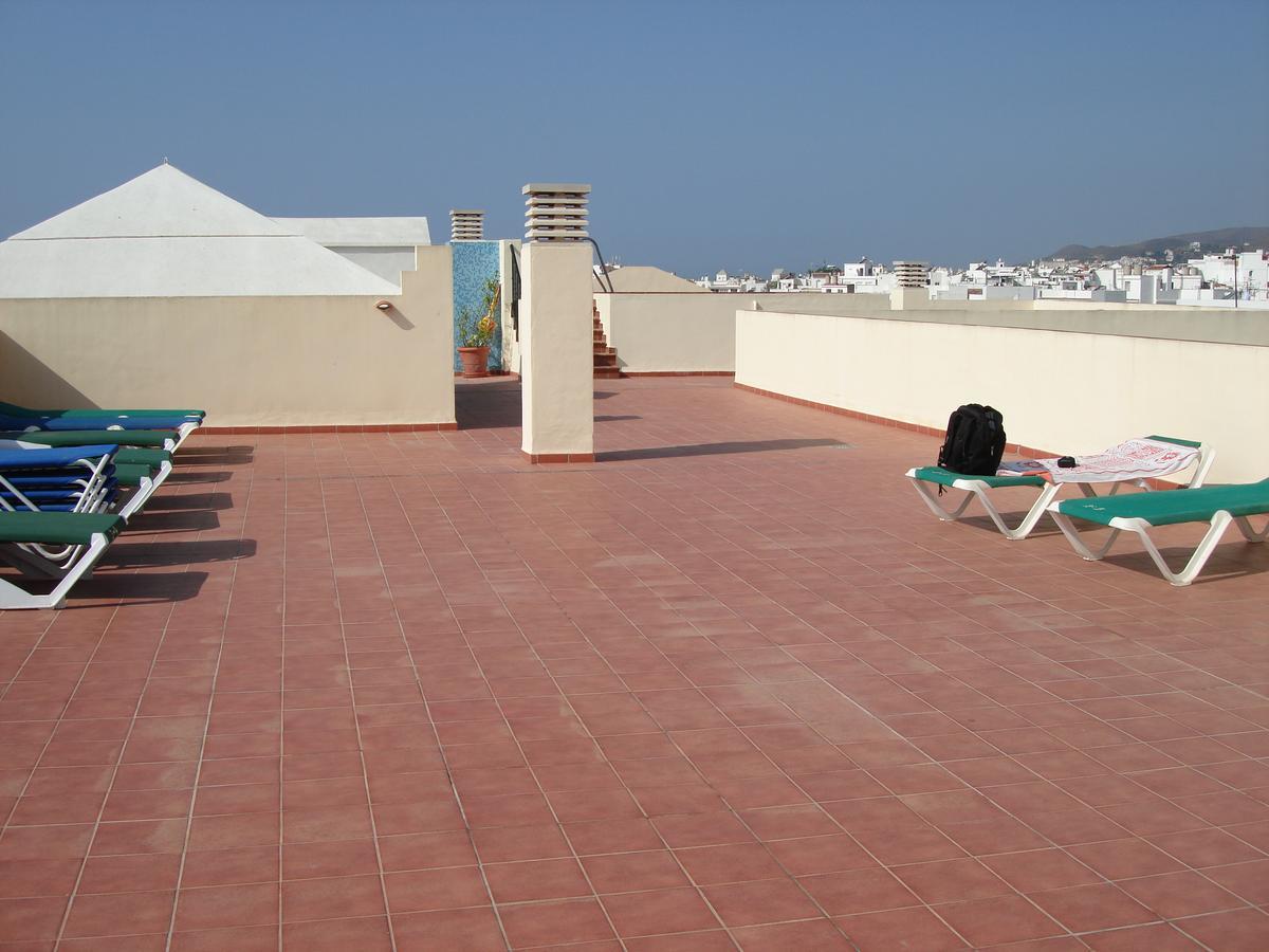 Carabeo 2000 2.3 Apartment เนร์คา ภายนอก รูปภาพ